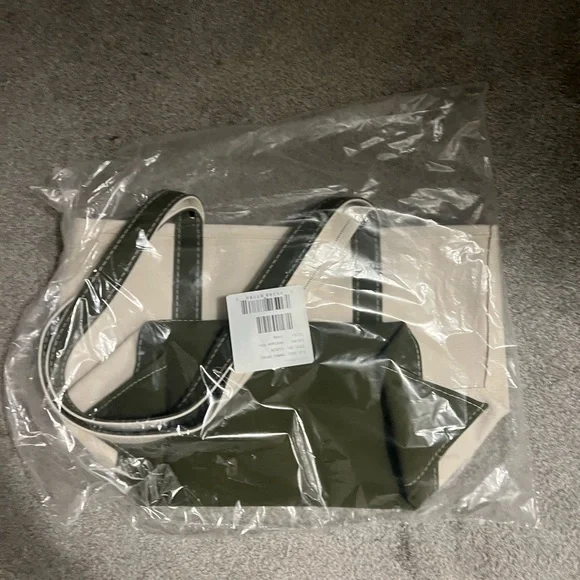 COPY - NWT LL Bean Boat and Tote “Adam” - Picture 2 of 3